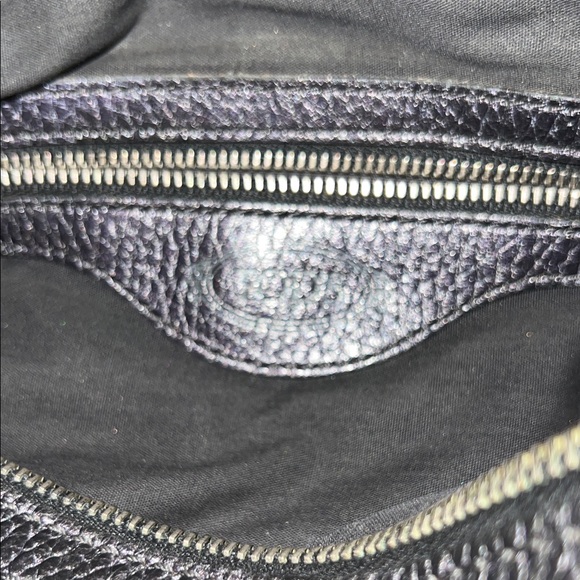 Tod’s Black Leather Shoulder Bag - Picture 9 of 12